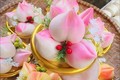 Bánh bao đào tiên “đổ bộ” chợ mạng trước Rằm tháng Giêng