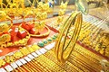 Giá vàng hôm nay 13/05: Rơi thẳng đứng?