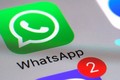Con nghịch điện thoại của bố, xem Whatsapp dẫn đến bi kịch gia đình