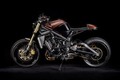 "Soi" naked bike Triumph Street Triple độ phong cách khủng