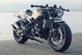 Môtô 2 kỳ Suzuki RG400 “hàng hiếm” độ streetfighter 