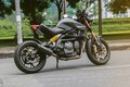 Naked-bike giá rẻ Benelli BN600i độ dragster độc nhất VN