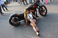 Hot girl Hà thành khoe dáng bên “xế độc” Honda VTX1300 