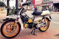 Honda Dream II “ngũ quý 8” loè loẹt nhất Vịnh Bắc Bộ