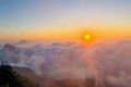 Săn mây giữa khung cảnh “thần tiên” trên đỉnh núi Lảo Thẩn - Y Tý
