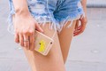 Độc đáo ốp lưng iPhone “Tôi thấy hoa vàng trên cỏ xanh“