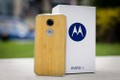 Cận cảnh điện thoại Moto X vỏ gỗ vừa lên kệ ở VN