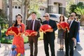 Đám cưới của cặp đôi Việt trên đất Mỹ, đội hình bê lễ đặc biệt 