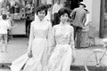 Ngắm thiếu nữ áo dài trên đường phố Sài Gòn năm 1961