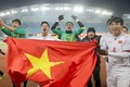 Video: Cười ngất bố con Xuân Bắc dự đoán tỉ số chung kết AFC Cup 