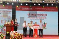 Agribank trao sổ Tiết kiệm 01 tỷ đồng cho khách hàng trúng giải Đặc biệt Chương trình “Mùa hè Xanh – Tăng nhanh tích lũy”