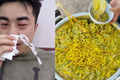 “Đặc sản chân dài” foodtour Hải Phòng nhiều người mắt sưng húp