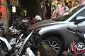 Xe điên Mazda 7 đâm liên hoàn 10 xe máy trên phố Hà Nội