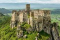 Chuyện ít biết về 7 lâu đài bị bỏ hoang trên thế giới