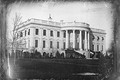 Ai là tổng thống Mỹ đầu tiên sống trong Nhà Trắng?