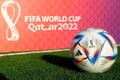 Mổ trái bóng chính thức World Cup 2022, có gì thú vị bên trong?