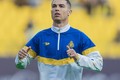 Ronaldo suýt chấn thương vì fan cuồng