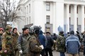 Dân Ukraine biểu tình bên ngoài tòa nhà Quốc hội
