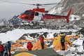 Chùm ảnh cứu hộ trên núi Everest sau động đất Nepal