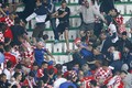 Ảnh: Hỗn chiến trên ghế khán đài ở Euro 2016
