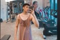 Noo Phước Thịnh bị fan nghi “mượn” váy Mai Phương Thúy đi tập gym