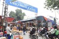 Mặc cả khi mua hàng, nữ sinh bị chủ shop chợ Nhà Xanh hành hung