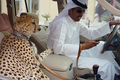 Choáng với cách tiêu tiền “điên rồ” của giới siêu giàu Dubai