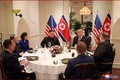 Bộ ảnh độc đáo từ phía Triều Tiên về buổi ăn tối của Trump - Kim