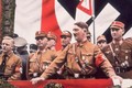 Bằng chứng Hitler trốn qua đường hầm, được nhà giàu giúp đỡ