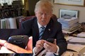 Ông Donald Trump từng dùng smartphone “cổ lỗ sĩ” Galaxy S3?