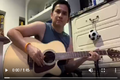 Video: Kiatisak hát bài 'Hãy về đây bên anh'