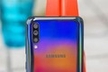 Samsung Galaxy A70 với 3 camera sau giảm giá 2 triệu đồng