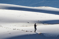 Bộ ảnh tuyết phủ sa mạc Sahara đẹp như mơ