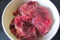 Đừng dại ướp thịt bò với muối, dùng một thứ thịt mềm lại cực thơm