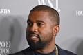 Kanye West khủng bố đối tác kinh doanh bằng phim khiêu dâm