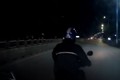 Video: Tạt đầu ôtô, xe máy trượt dài trên đường