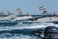Ông Trump cho phép bắn xuồng Iran "cà khịa" tàu chiến Mỹ... tướng hải quân vội ngăn cản