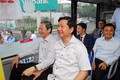 Bí thư Thăng trải nghiệm tuyến xe buýt nối sân bay Tân Sơn Nhất