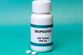 Dùng paracetamol và ibuprofen cùng lúc có hại sức khỏe?