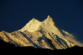 Choáng ngợp 10 ngọn núi hùng vĩ cao nhất thế giới