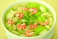 Trổ tài nấu canh bí đao tôm nõn giải nhiệt ngày nắng