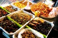 Những món côn trùng chiên của Thái Lan khiến du khách “sợ tái mặt”
