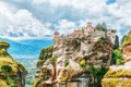 Khung cảnh tu viện “trên mây” ở Hy Lạp đẹp như tiên cảnh