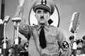 Vua hề Sác lô từng chế giễu trùm phát xít Hitler thế nào?