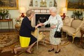 Những quy tắc bất thành văn khi diện kiến gia đình Hoàng gia Anh