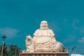 Ấn tượng ngôi chùa ở Tiền Giang với 3 tượng Phật lớn độc đáo