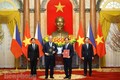 Việt Nam và Philippines ký kết và trao 5 văn kiện hợp tác