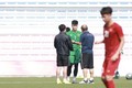 HLV Park Hang-seo "họp kín" Bùi Tiến Dũng trước bán kết SEA Game 30