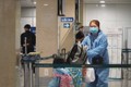 TP HCM: Tạm dừng nhập cảnh hành khách tại sân bay Tân Sơn Nhất