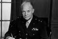 Ly kỳ cuộc chạm trán với UFO của Tổng thống Mỹ Eisenhower